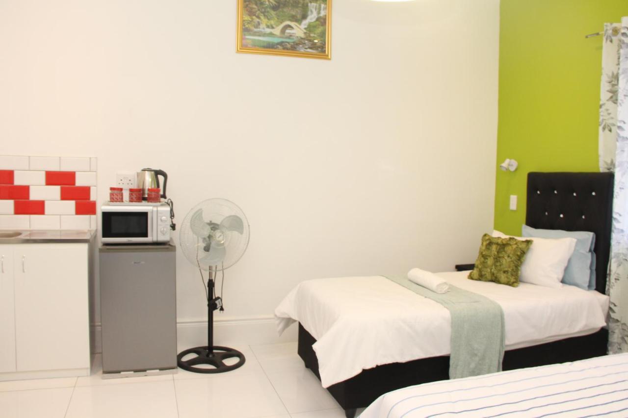 Premier Aparthotel 2*