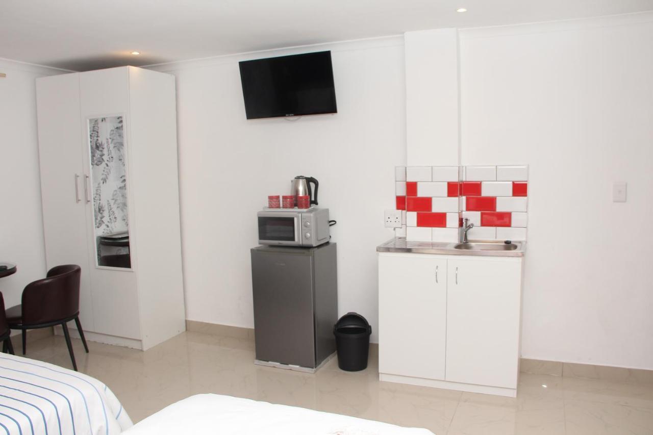 Premier Aparthotel 2*