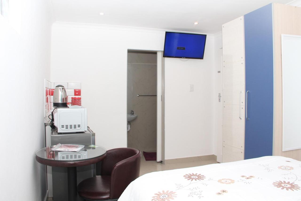 Premier Aparthotel 2*