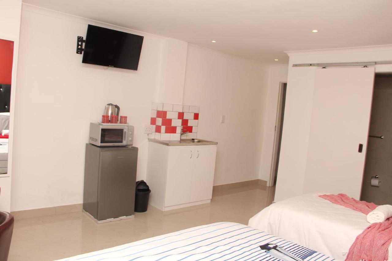 Premier Aparthotel 2*