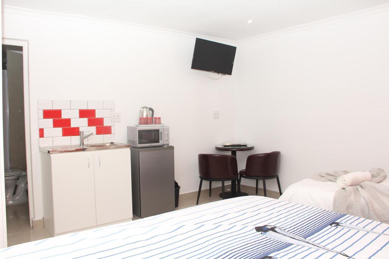 Premier Aparthotel 2*
