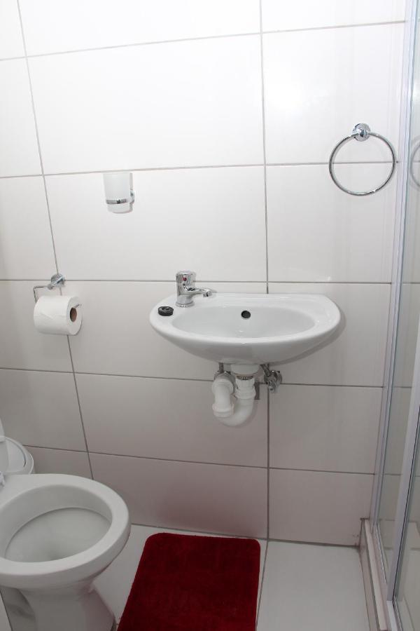 Premier Aparthotel 2*